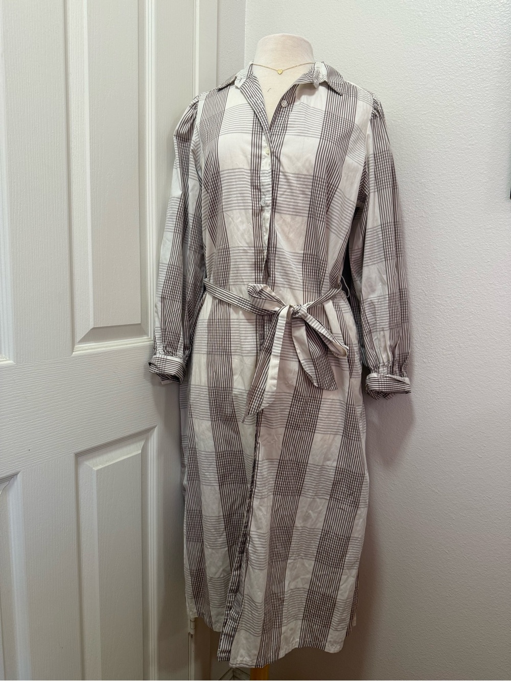 a new day Plaid Button-Front Long Sleeve Shirt Dress in White and Gray